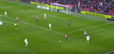 NBA快船主场险胜国王