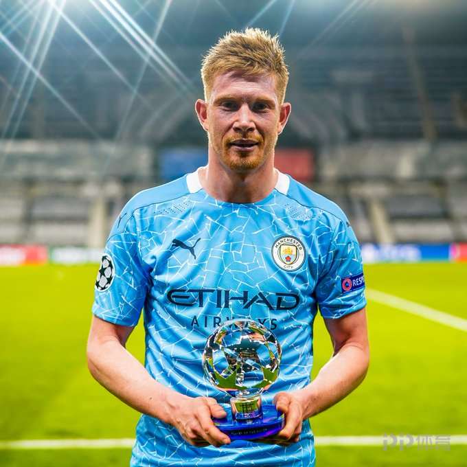 环足奖年度最佳女足球员候选：邦马蒂、普特利亚斯、凯莉在列