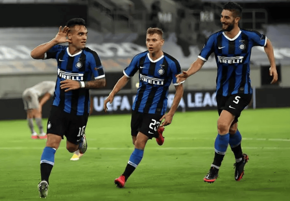 中国男篮新阵容首次亮相