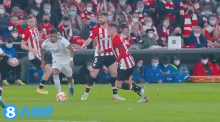 科曼：我们在进攻中有时选了更困难的办法，攻防转换不够迅速