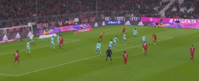 TA：贝隆因指示球员在赛前列队礼中背对对手被禁足6个月